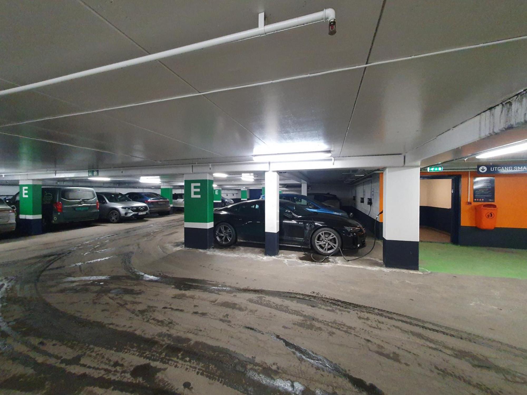 Oslo Center Apt&Central Station& Garage Parking Esterno foto